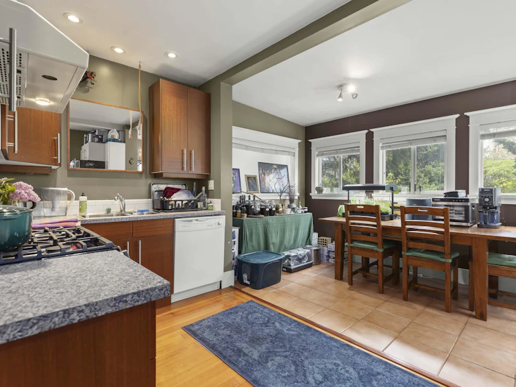 2258 Oxford Street, Vancouver, BC, V5L 1G1 - 6
