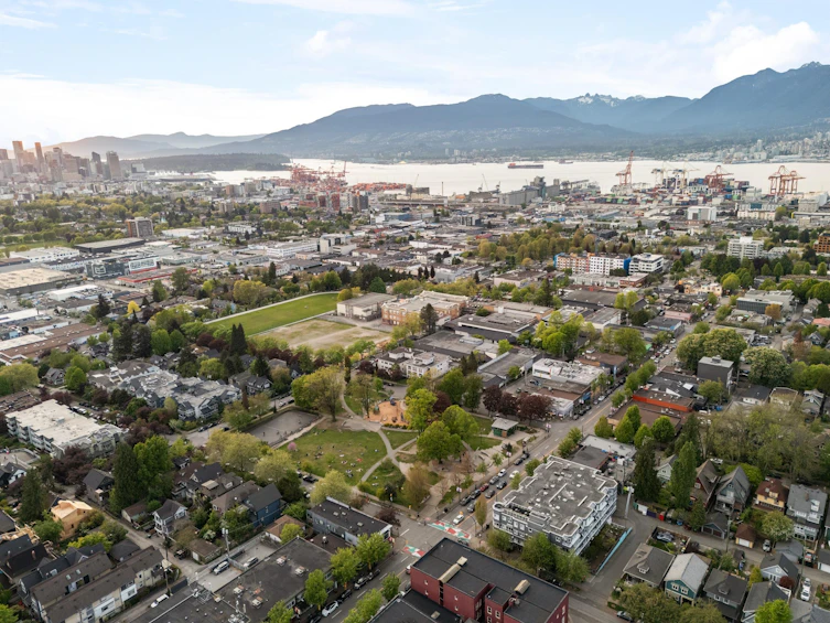 204-725 Commercial Drive, Vancouver, BC, V5L 3W4 - 31