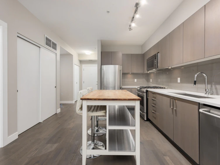 107-10033 River Drive, Richmond, BC, V6X 0L2 - 11