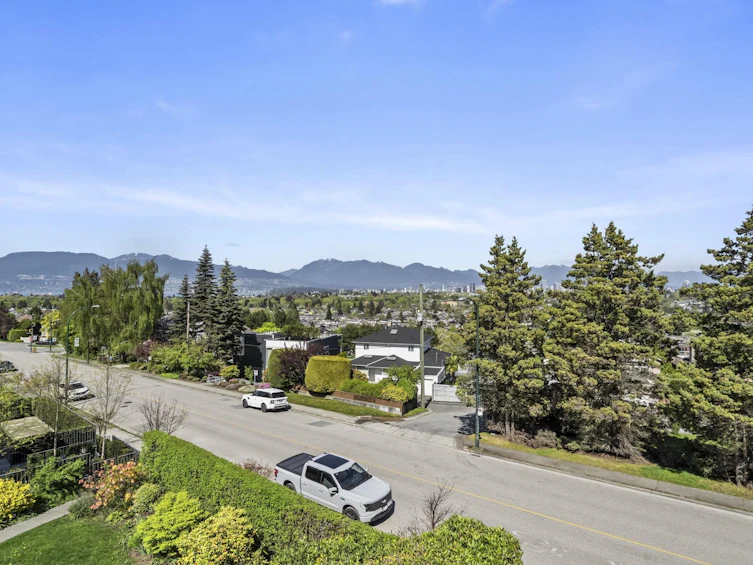 4233 Quesnel Drive, Vancouver, BC, V6L 2X5 - 7