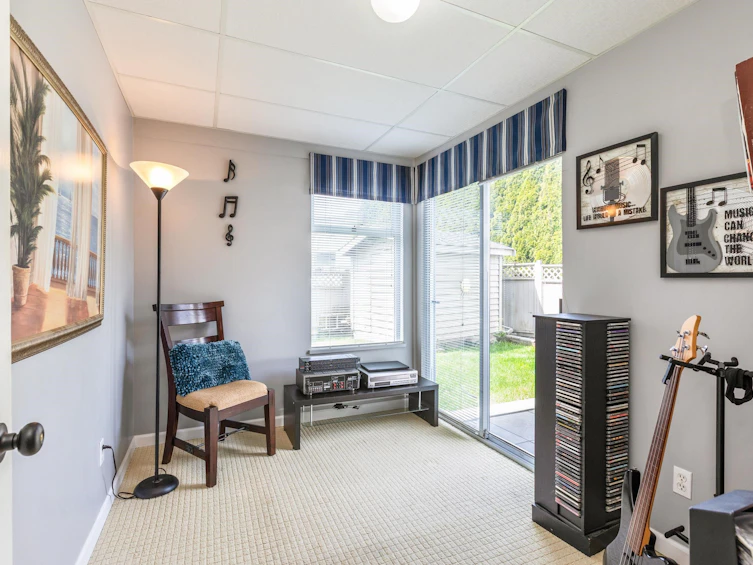 13855 65a Avenue, Surrey, BC, V3W 8W1 - 13