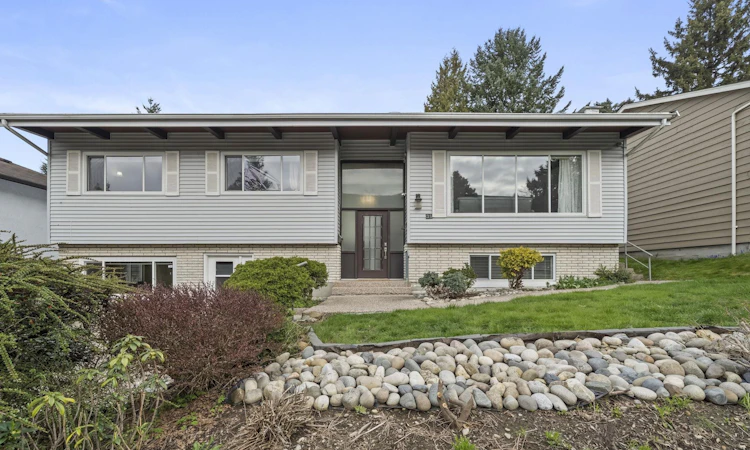 39 Mott Crescent