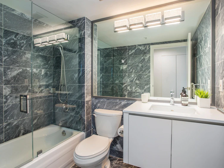 203-388 Drake Street, Vancouver, BC, V6B 6A8 - 13