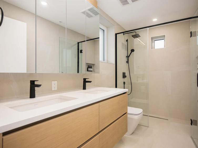 2-128 W Woodstock Avenue, Vancouver, BC, V5Y 2S2 - 11
