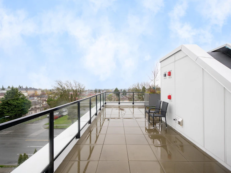 2-128 W Woodstock Avenue, Vancouver, BC, V5Y 2S2 - 3
