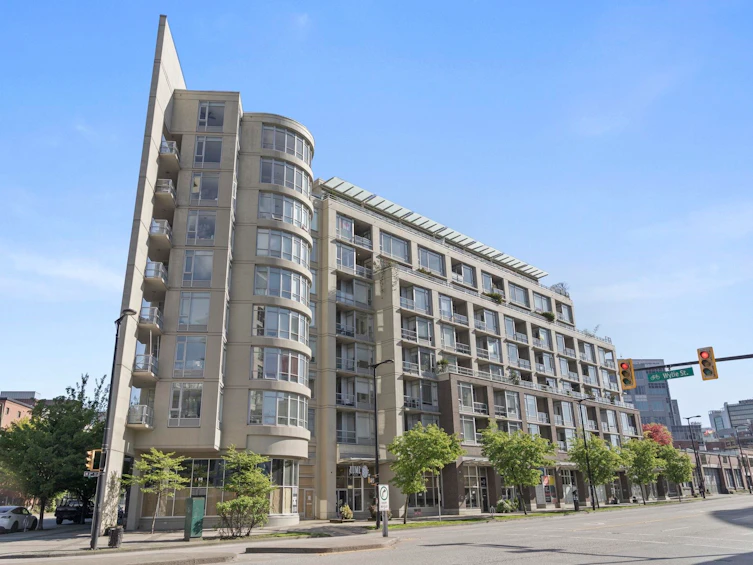 304-2055 Yukon Street, Vancouver, BC, V5Y 4B7