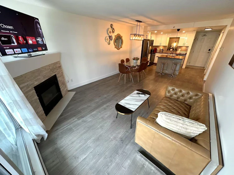 311-555 Abbott Street, Vancouver, BC, V6B 6B8 - 5