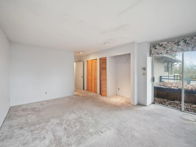 19150 61a Avenue, Surrey, BC, V3S 8C7 - 8