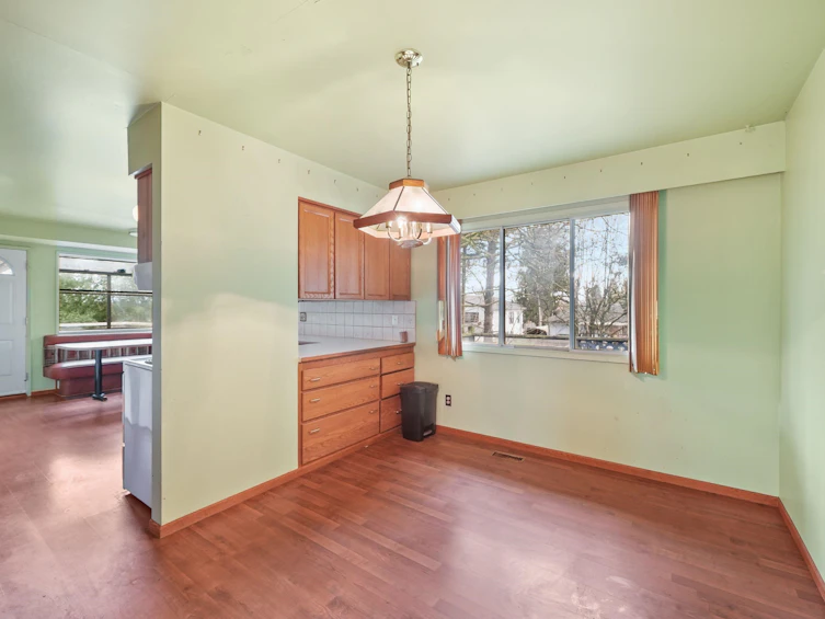 19150 61a Avenue, Surrey, BC, V3S 8C7 - 10