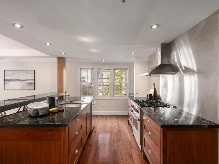1935 W 12th Avenue, Vancouver, BC, V6J 2G1 - 9