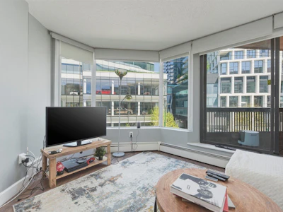 407-950 Drake Street - 3