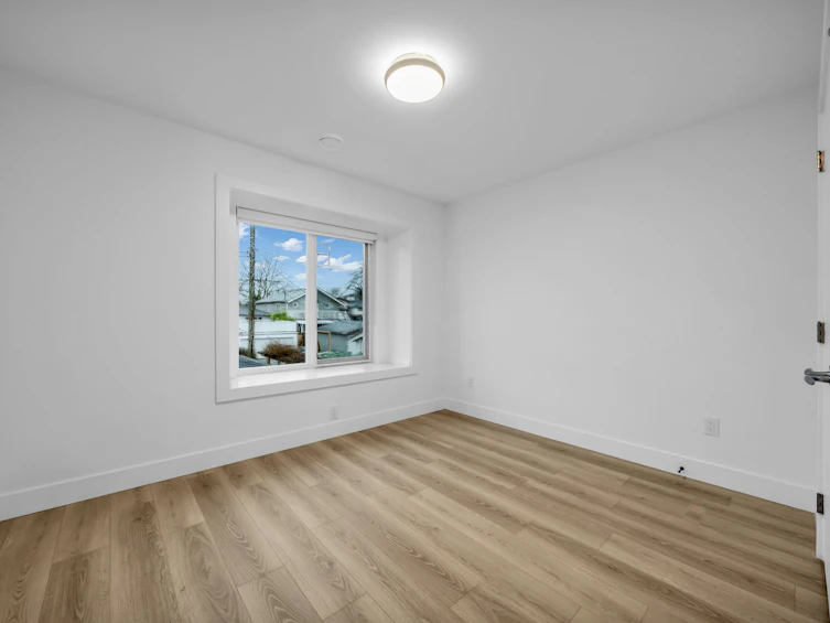 4267 Parker Street, Burnaby, BC, V5C 3C4 - 27