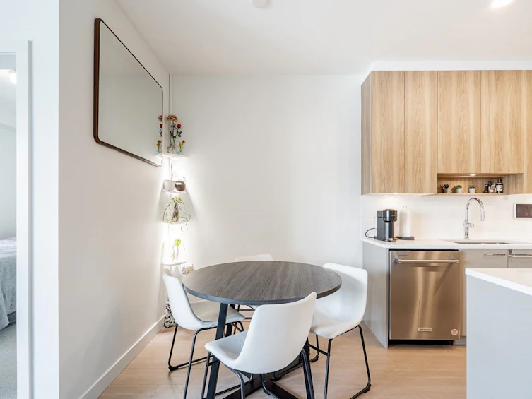 207-7599 15th Street, Burnaby, BC, V3N 0H9 - 14