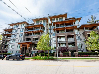 207-7599 15th Street - 2