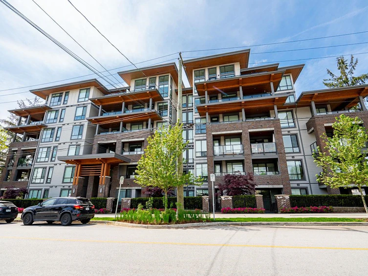 207-7599 15th Street, Burnaby, BC, V3N 0H9 - 2