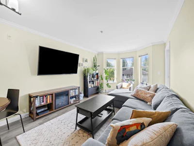 210-5438 198 Street - 2