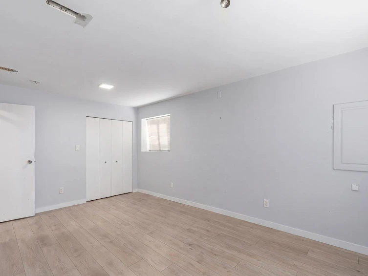 164 E Carisbrooke Road, North Vancouver, BC, V7N 1M9 - 15