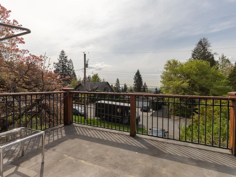 164 E Carisbrooke Road, North Vancouver, BC, V7N 1M9 - 9