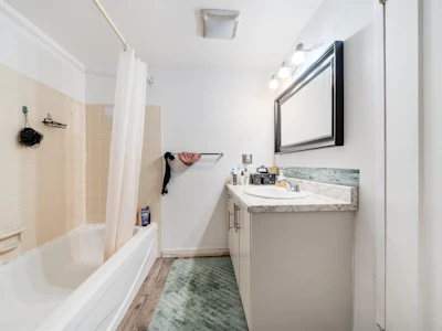 201-14925 100 Avenue - 3