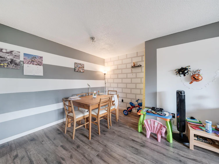 201-14925 100 Avenue, Surrey, BC, V3R 1J6 - 9