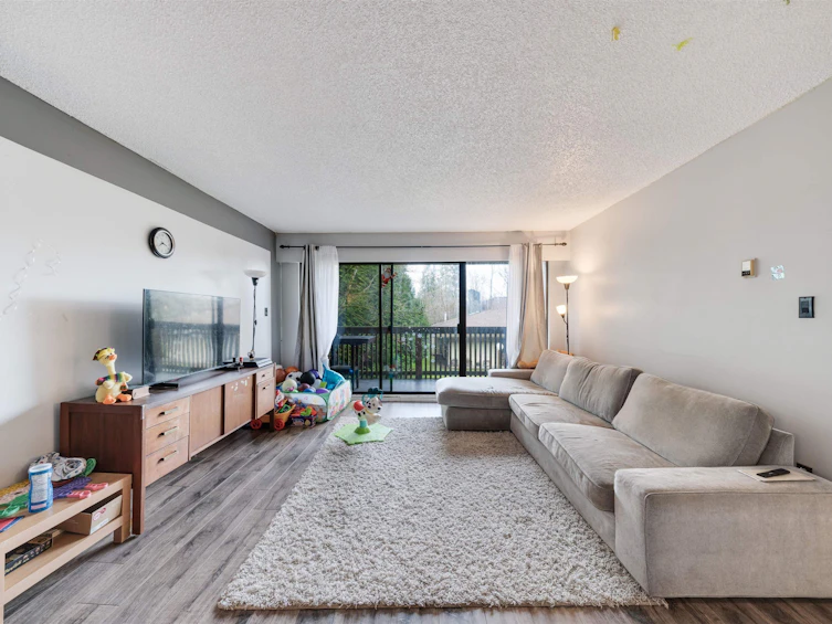 201-14925 100 Avenue, Surrey, BC, V3R 1J6 - 14