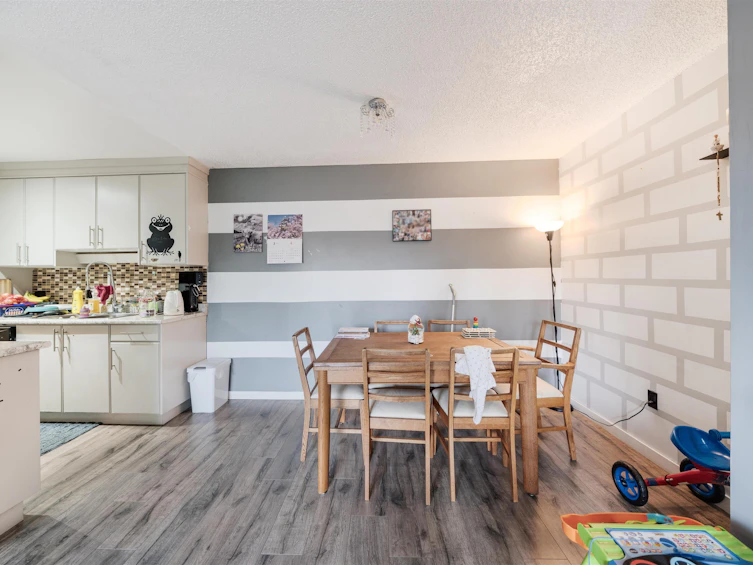 201-14925 100 Avenue, Surrey, BC, V3R 1J6 - 10