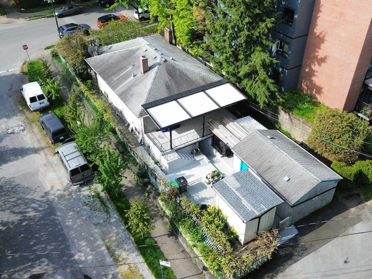 1385 E 7th Avenue, Vancouver, BC, V5N 1R6 - 10