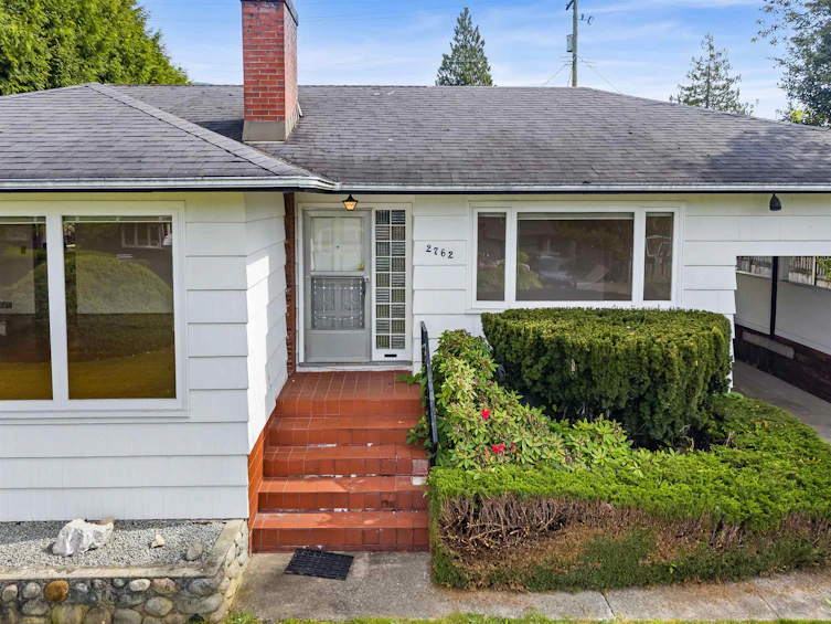 2762 Newmarket Drive, North Vancouver, BC, V7R 2T4 - 4