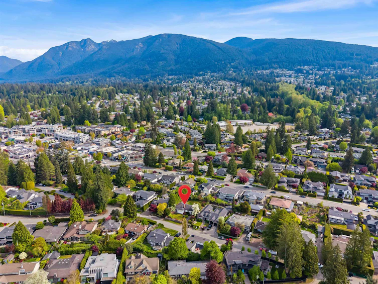 2762 Newmarket Drive, North Vancouver, BC, V7R 2T4 - 28