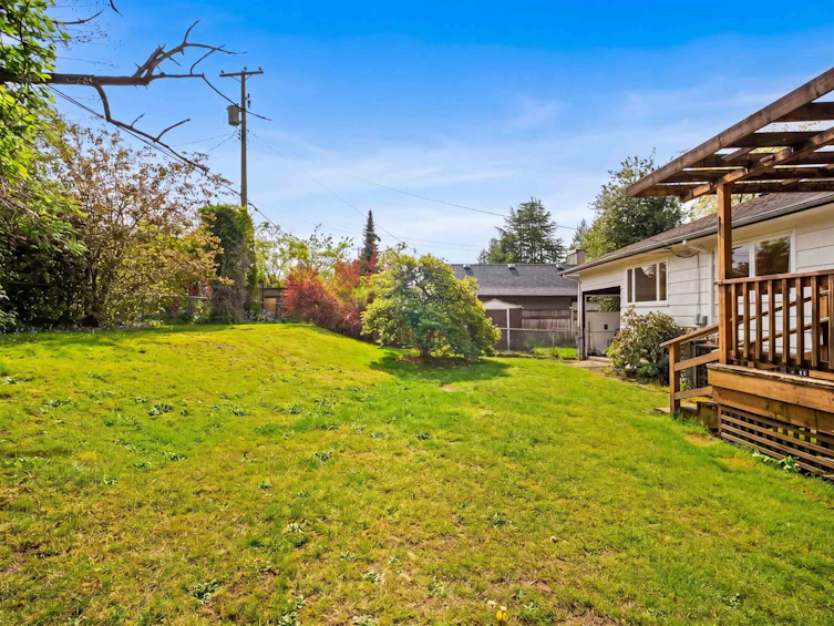 2762 Newmarket Drive, North Vancouver, BC, V7R 2T4 - 24