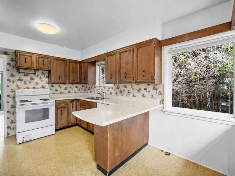 2762 Newmarket Drive, North Vancouver, BC, V7R 2T4 - 15