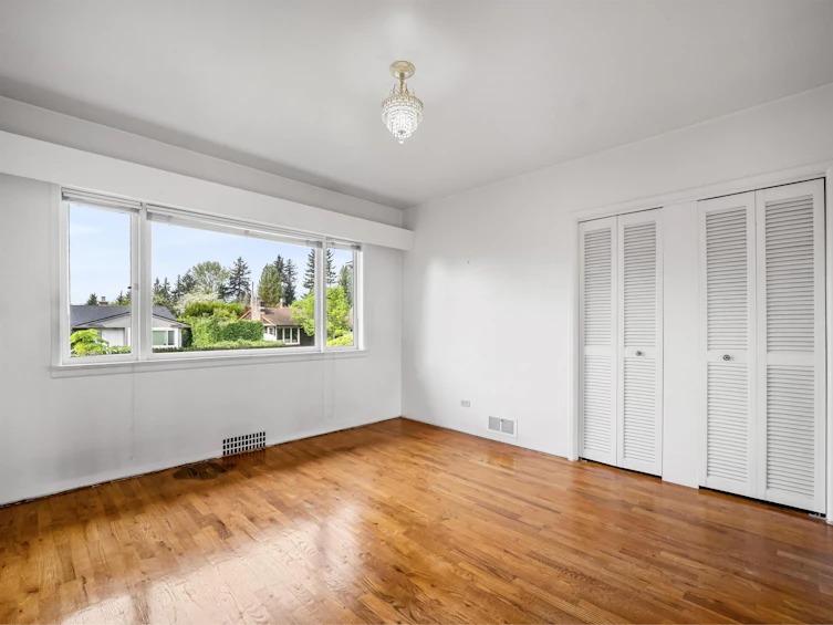 2762 Newmarket Drive, North Vancouver, BC, V7R 2T4 - 10