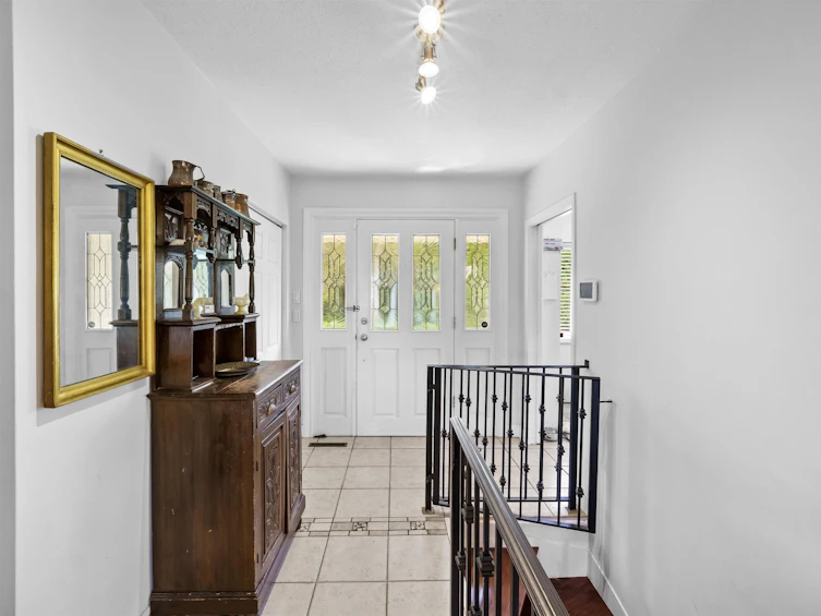 998 Fairway Drive, North Vancouver, BC, V7G 1L8 - 6
