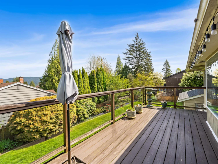998 Fairway Drive, North Vancouver, BC, V7G 1L8 - 16