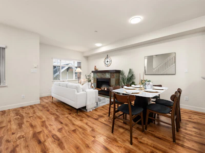 137-7388 Macpherson Avenue - 5
