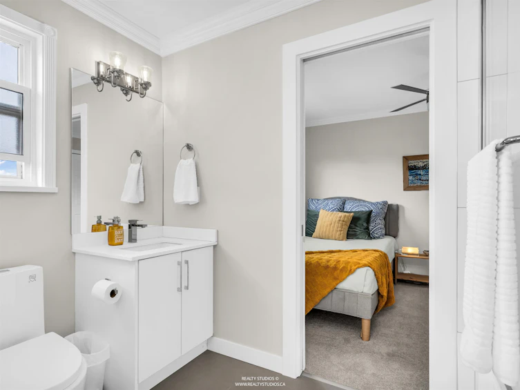 627 E 30th Avenue, Vancouver, BC, V5V 2V7 - 22