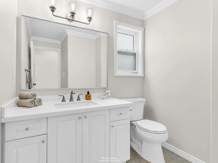 627 E 30th Avenue, Vancouver, BC, V5V 2V7 - 14