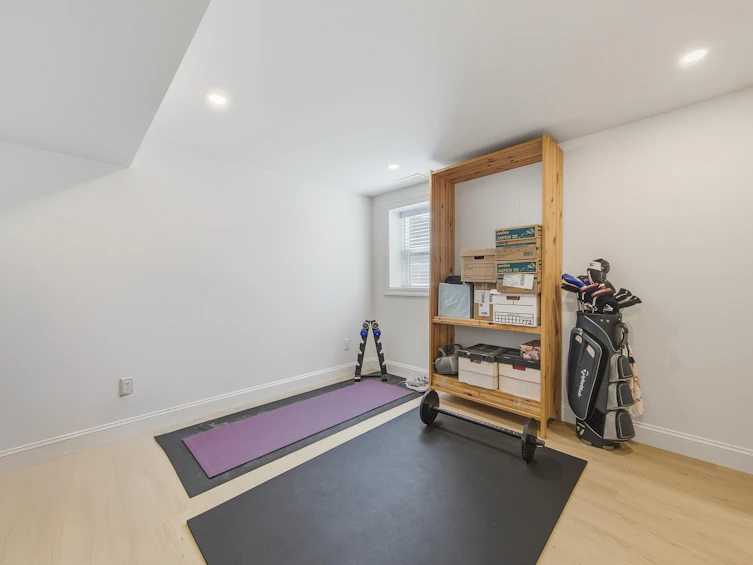 4850 Highlawn Drive, Burnaby, BC, V5C 3T1 - 22