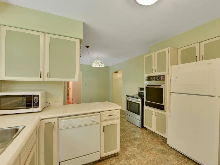 13428 Crescent Road, Surrey, BC, V4P 1K8 - 12