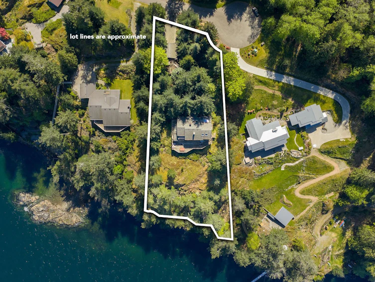 520 Smugglers Cove Road, Bowen Island, BC, V0N 1G1 - 4