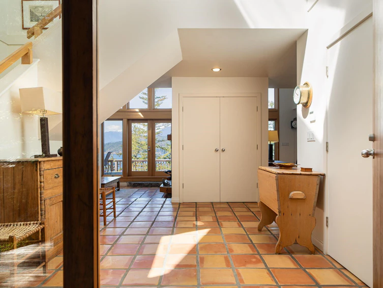 520 Smugglers Cove Road, Bowen Island, BC, V0N 1G1 - 19