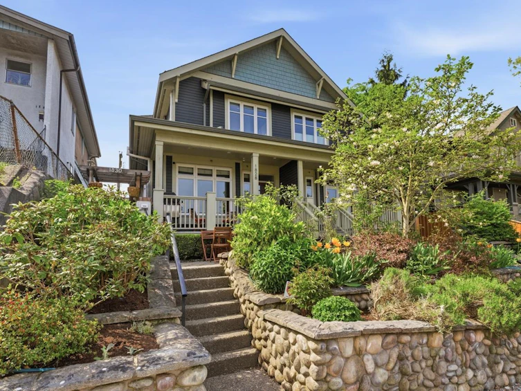 1828 E Georgia Street, Vancouver, BC, V5L 2B6