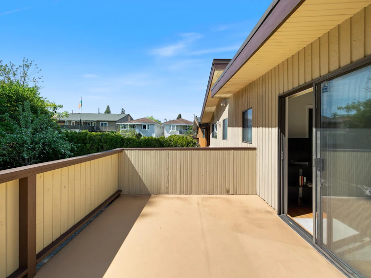 6264 Bryant Street, Burnaby, BC, V5H 1Y2 - 21