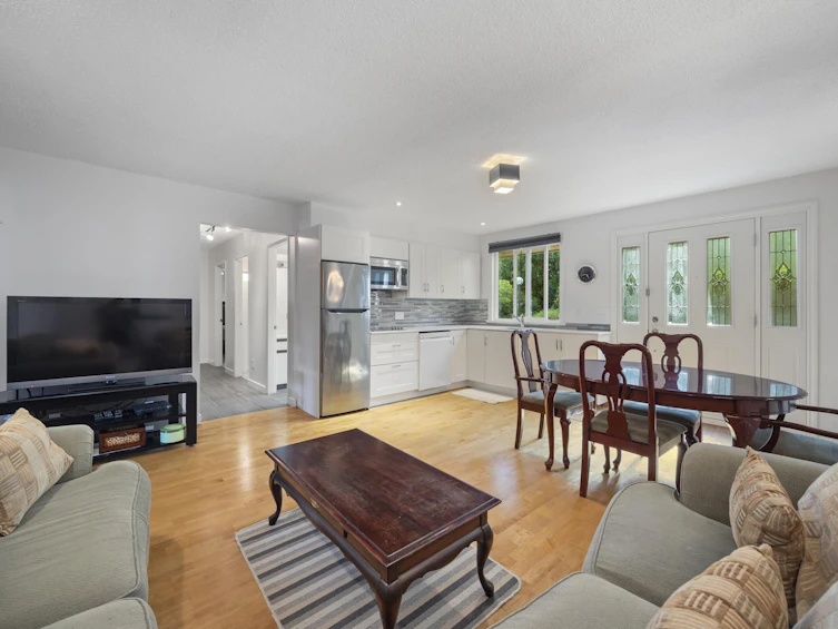 6264 Bryant Street, Burnaby, BC, V5H 1Y2 - 34