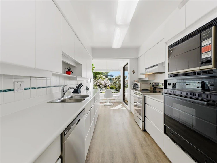 25-2236 Folkestone Way, West Vancouver, BC, V7S 2X7 - 13