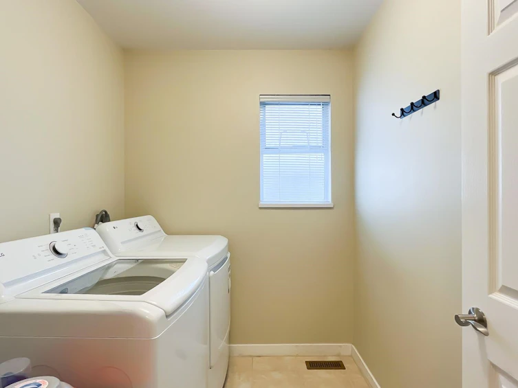 5240 Oliver Drive, Richmond, BC, V6V 2S8 - 35