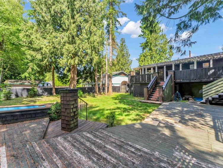 20288 43a Avenue, Langley, BC, V3A 5L8
