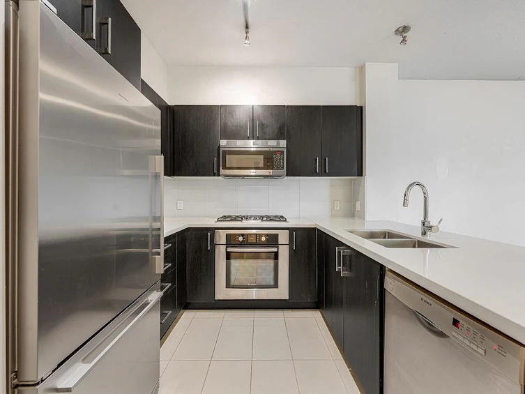 422-3133 Riverwalk Avenue, Vancouver, BC, V5S 0A7 - 4