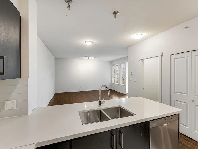 422-3133 Riverwalk Avenue, Vancouver, BC, V5S 0A7 - 5