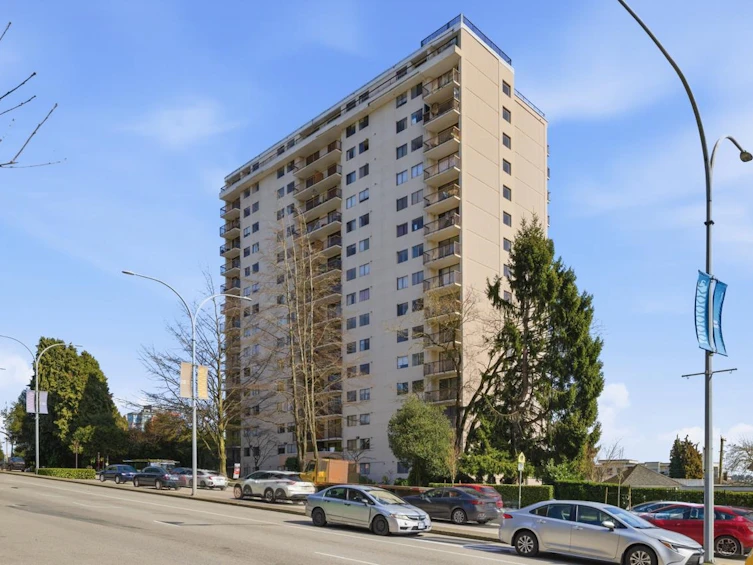 1605-320 Royal Avenue, New Westminster, BC, V3L 5C6